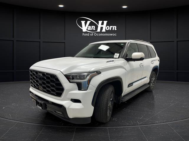 Used 2024 Toyota Sequoia Platinum AWD/4WD image 3