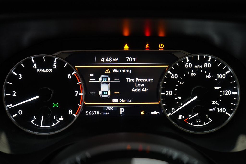 Used 2021 Nissan Rogue SV w/ Premium Package AWD/4WD image 16