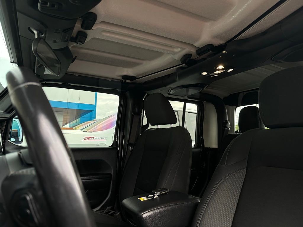 Used 2020 Jeep Gladiator Sport w/ Quick Order Package 24S AWD/4WD image 14