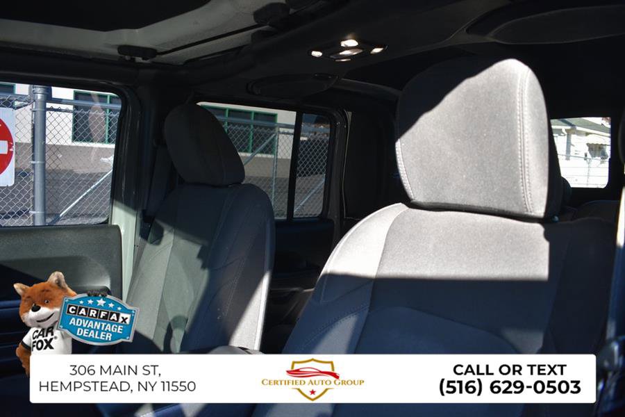 Used 2022 Jeep Gladiator Willys image 10