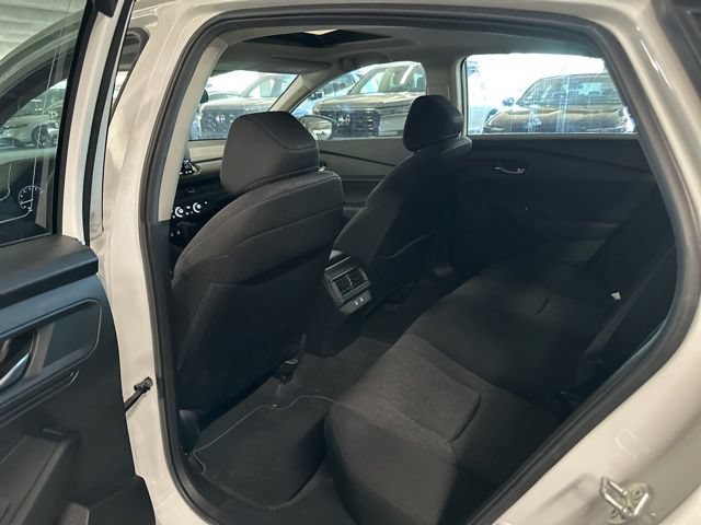 Certified 2025 Honda Accord SE image 9