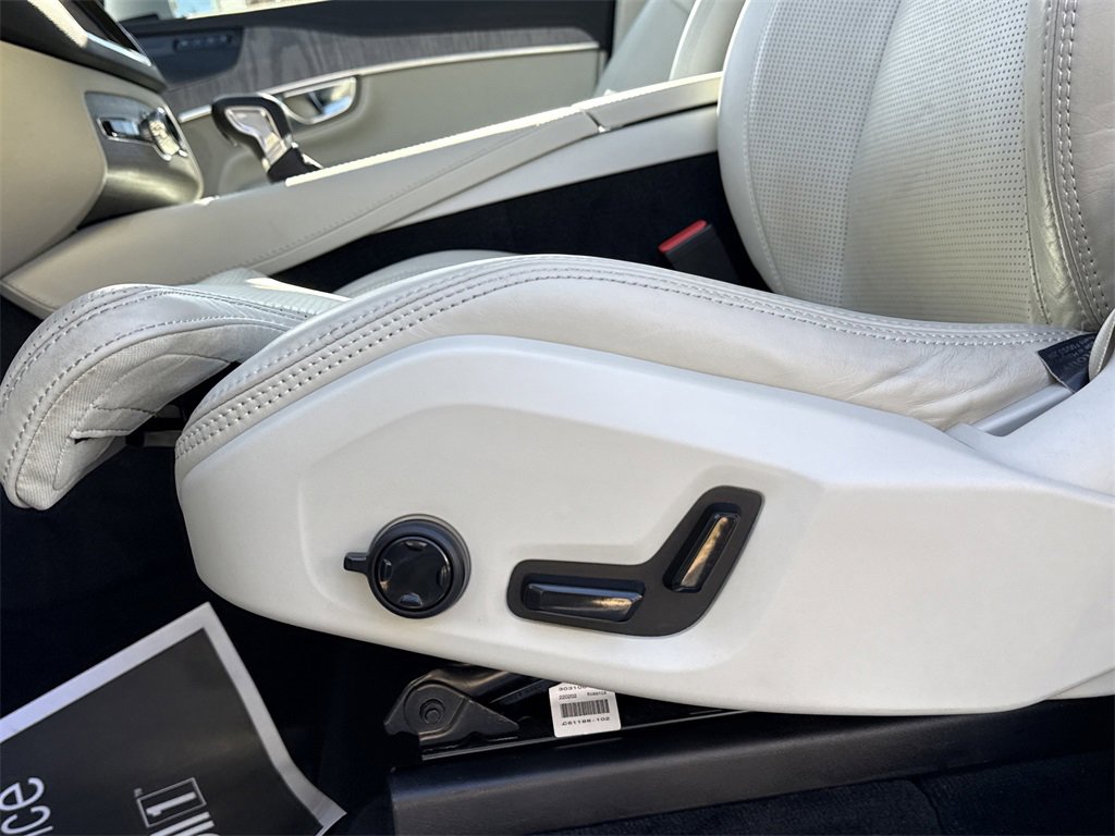 Used 2022 Volvo XC90 T6 Inscription w/ Advanced Package image 24