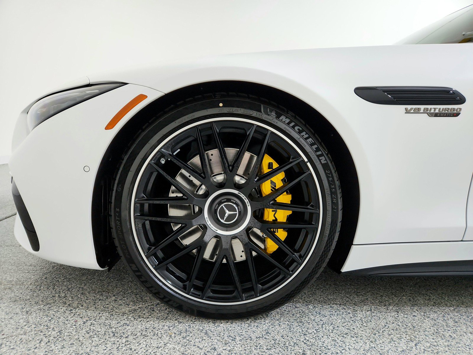 New 2026 Mercedes-Benz SL 63 AMG 4MATIC image 12