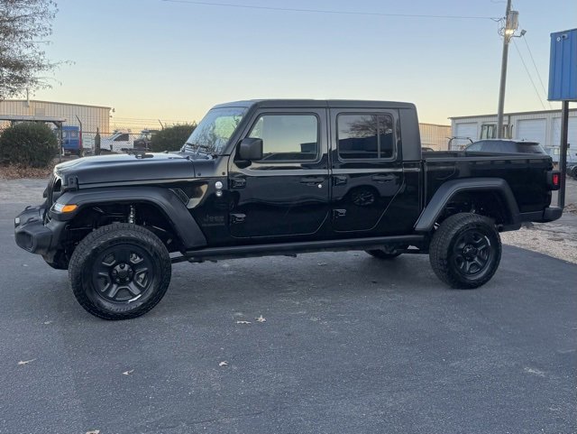 Used 2020 Jeep Gladiator Sport image 4