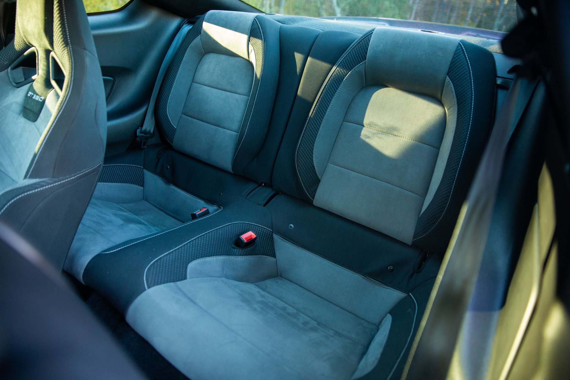 Used 2019 Ford Mustang Shelby GT350 w/ Technology Package image 48