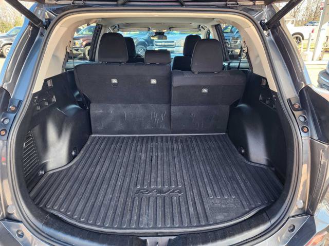 Used 2017 Toyota RAV4 XLE image 14