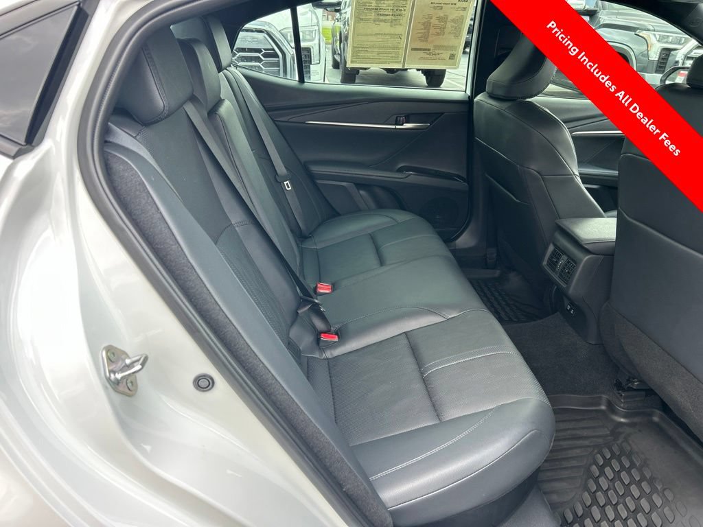 Used 2025 Toyota Camry XSE FWD image 21