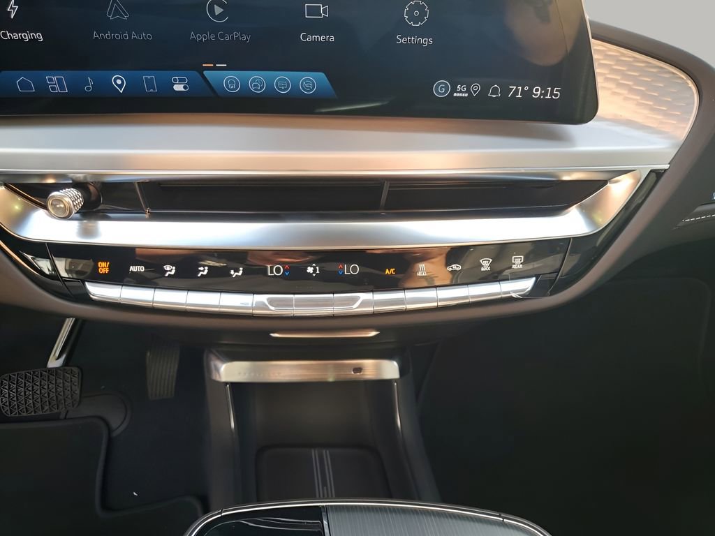 New 2026 Cadillac Lyriq Sport image 38