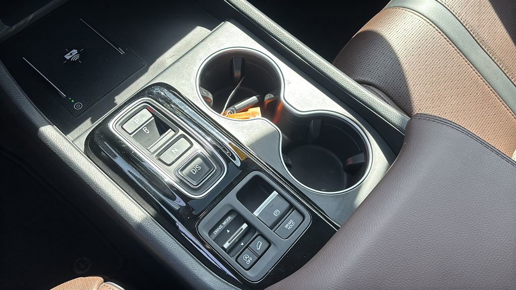 Certified 2024 Honda Pilot Elite image 21