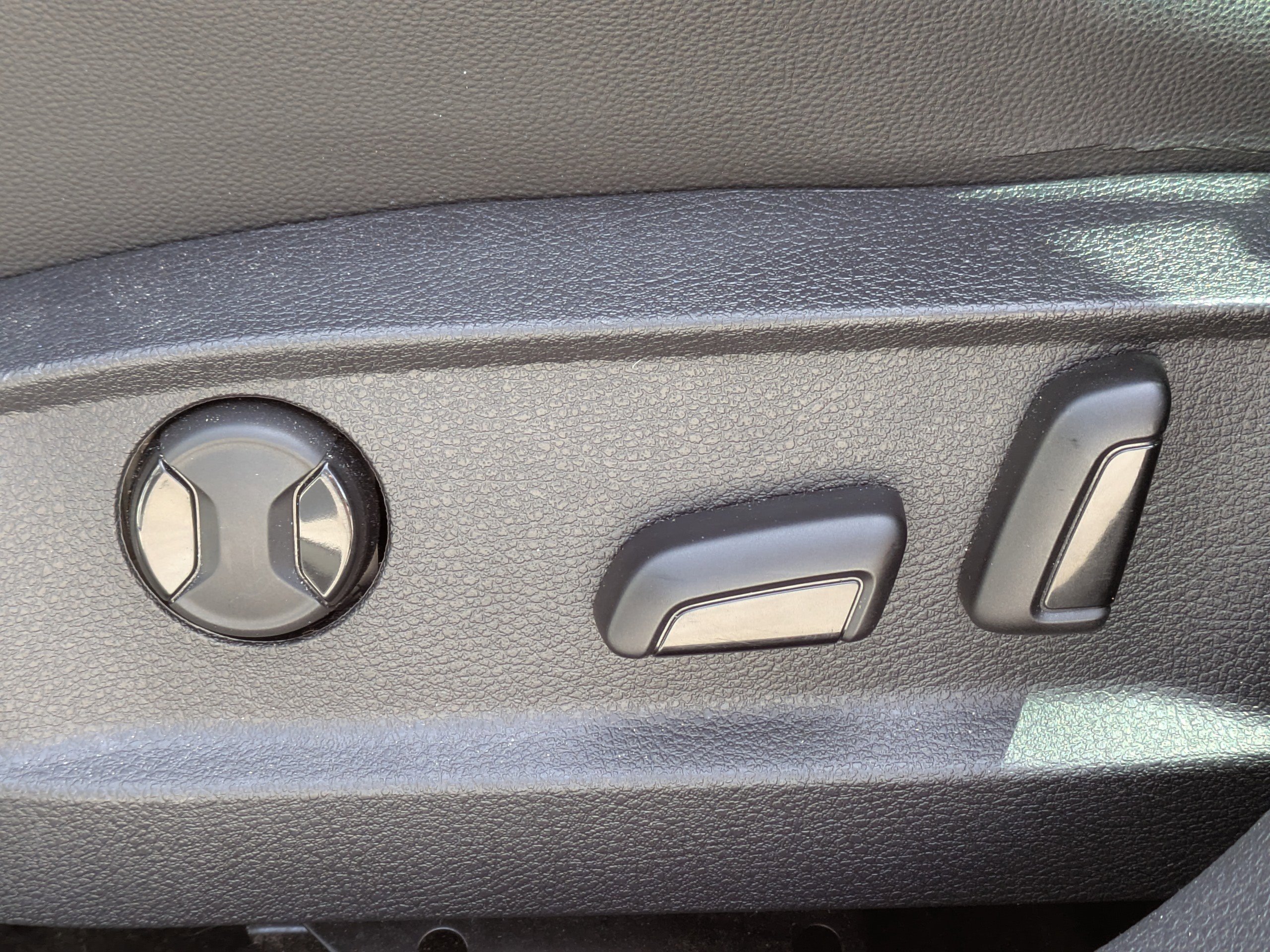 Used 2017 Volkswagen Golf Alltrack SEL image 20