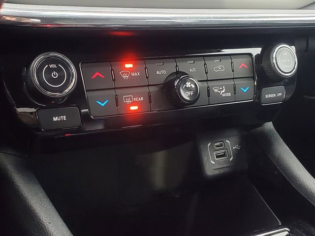 Used 2022 Jeep Compass Limited image 24