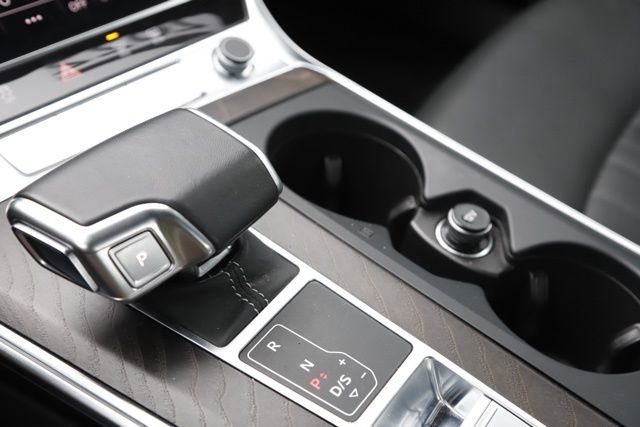 Used 2022 Audi A6 Premium Plus w/ Premium Plus Package image 28