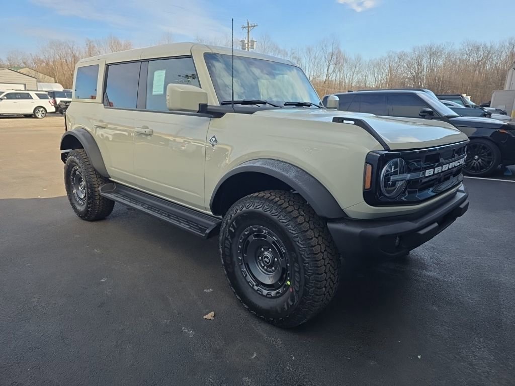 New 2025 Ford Bronco Outer Banks w/ Sasquatch Package image 4