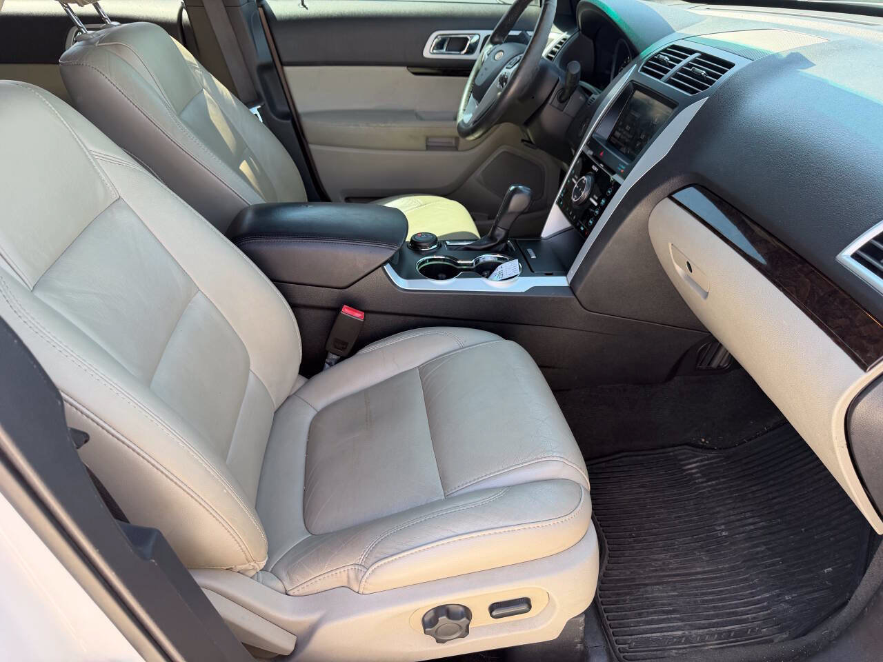 Used 2014 Ford Explorer Limited AWD/4WD image 21