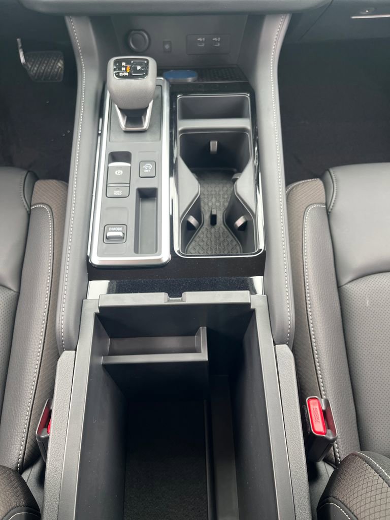 New 2026 Nissan Pathfinder SL FWD image 21