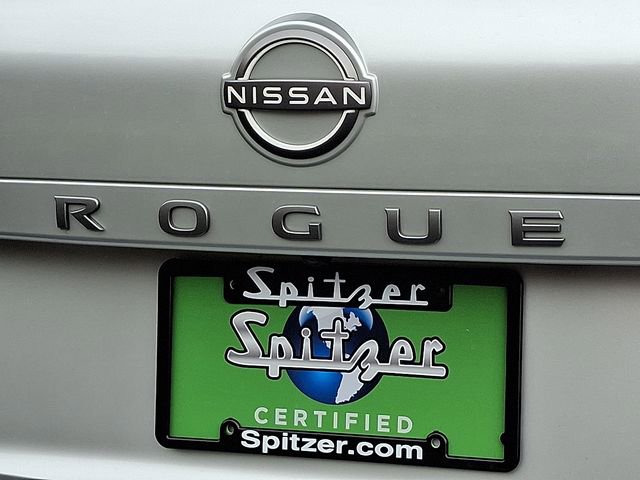 Used 2024 Nissan Rogue SV image 31