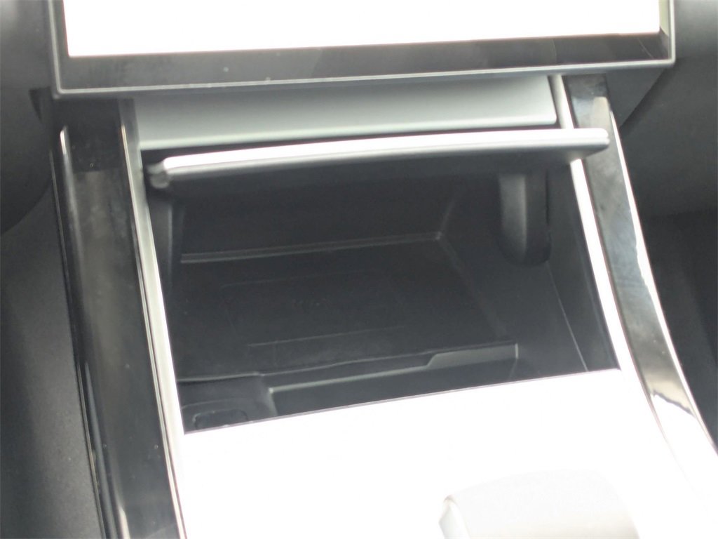 Used 2024 Land Rover Range Rover Velar S image 22