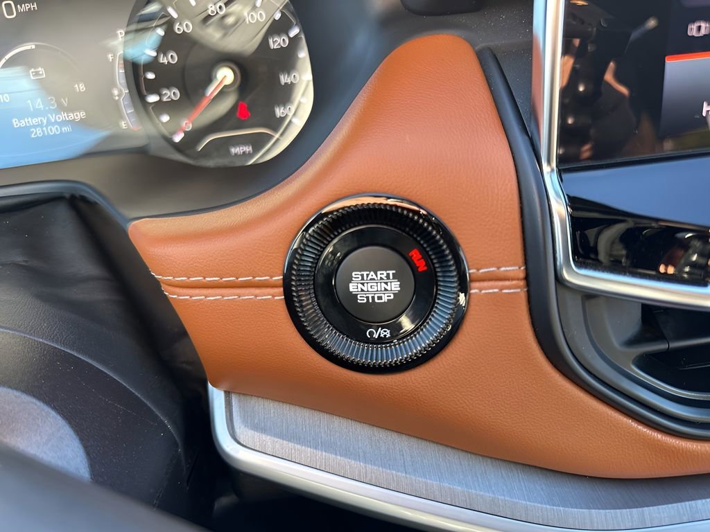 Used 2024 Jeep Compass Limited image 20