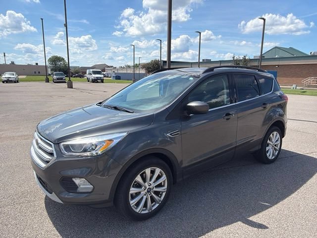 Used 2019 Ford Escape SEL AWD/4WD image 2