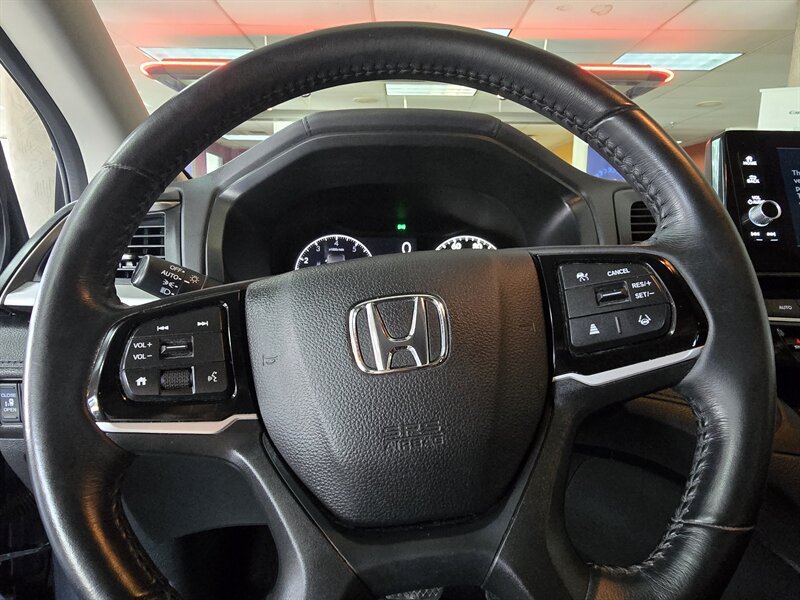 Used 2025 Honda Odyssey EX-L image 24