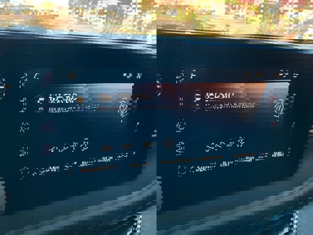 Used 2025 Buick Envista Preferred image 17