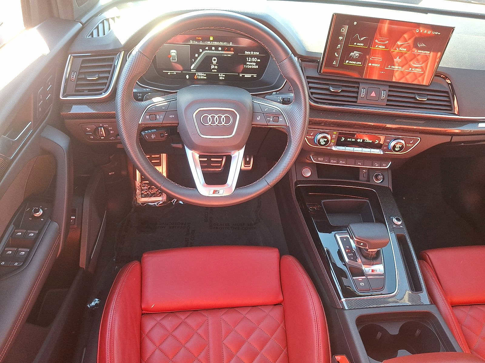 Used 2023 Audi SQ5 Premium Plus w/ Premium Plus Package image 21