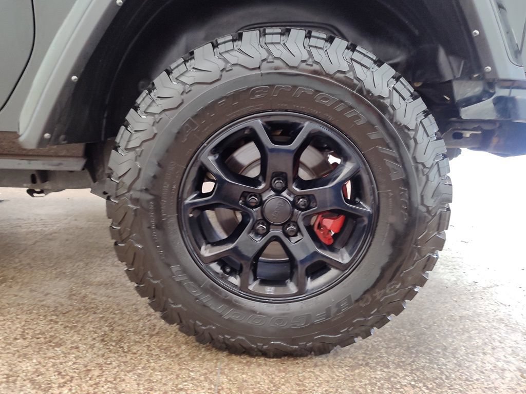 Used 2021 Jeep Wrangler Rubicon AWD/4WD image 24