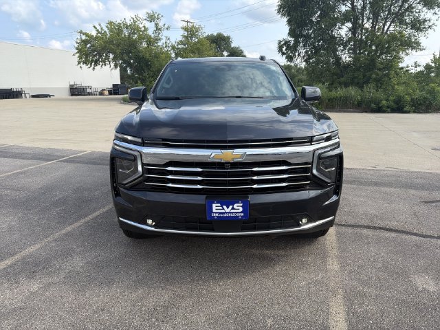 New 2026 Chevrolet Suburban LT w/ Advanced Technology Package AWD/4WD image 2