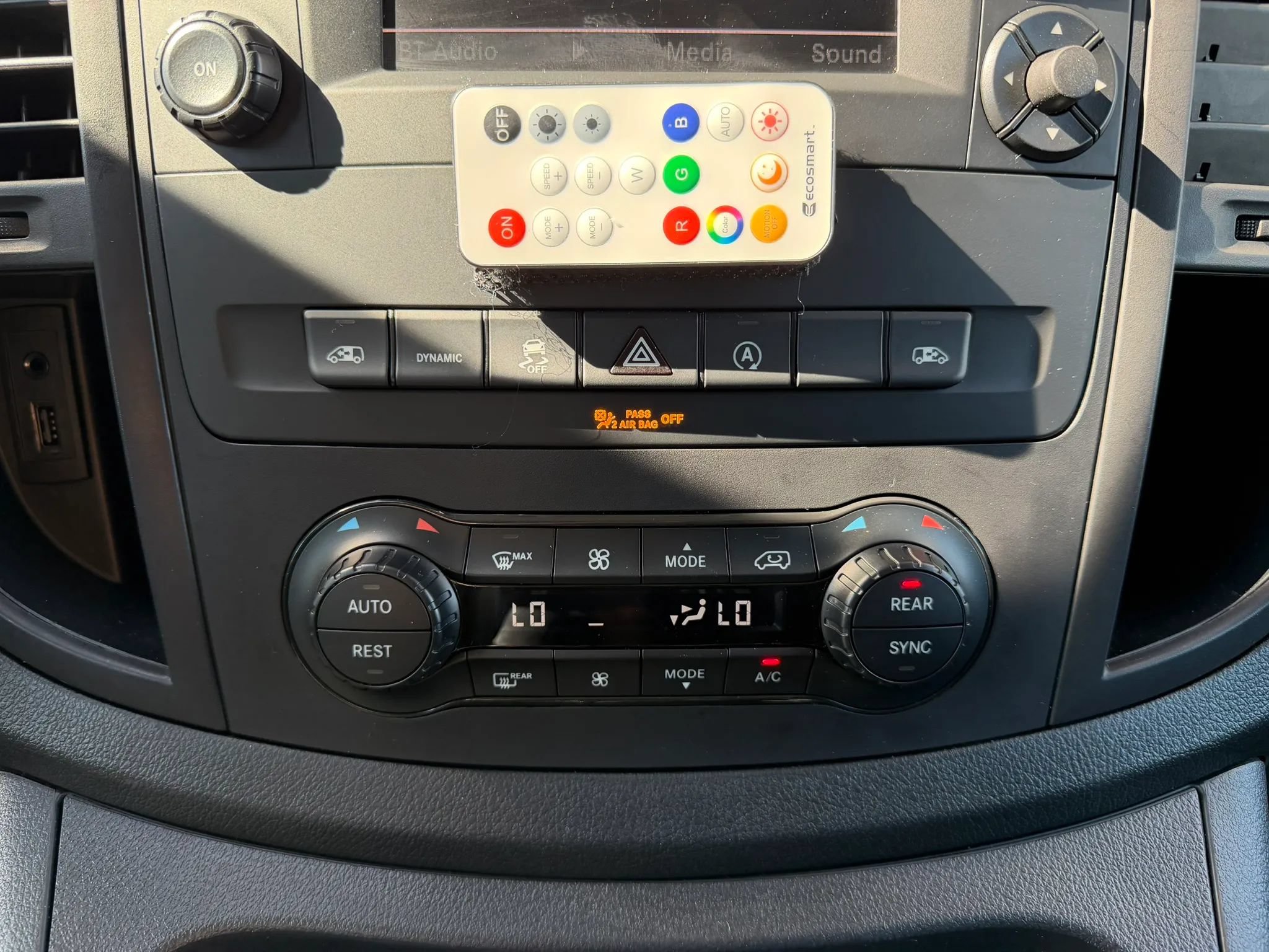 Used 2020 Mercedes-Benz Metris Passenger image 25