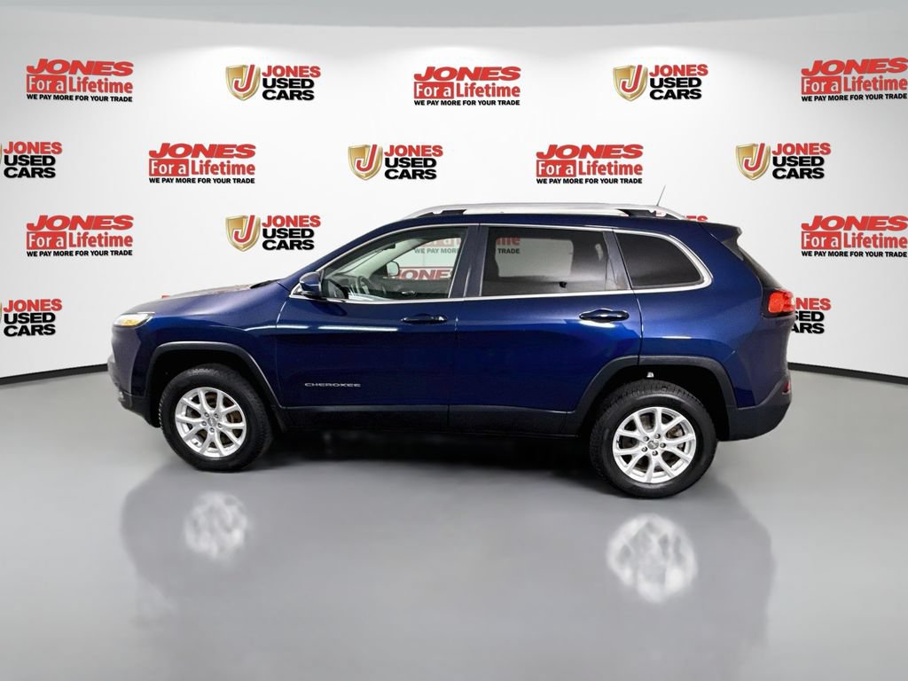 Used 2018 Jeep Cherokee Latitude Plus w/ Comfort/Convenience Group AWD/4WD image 15
