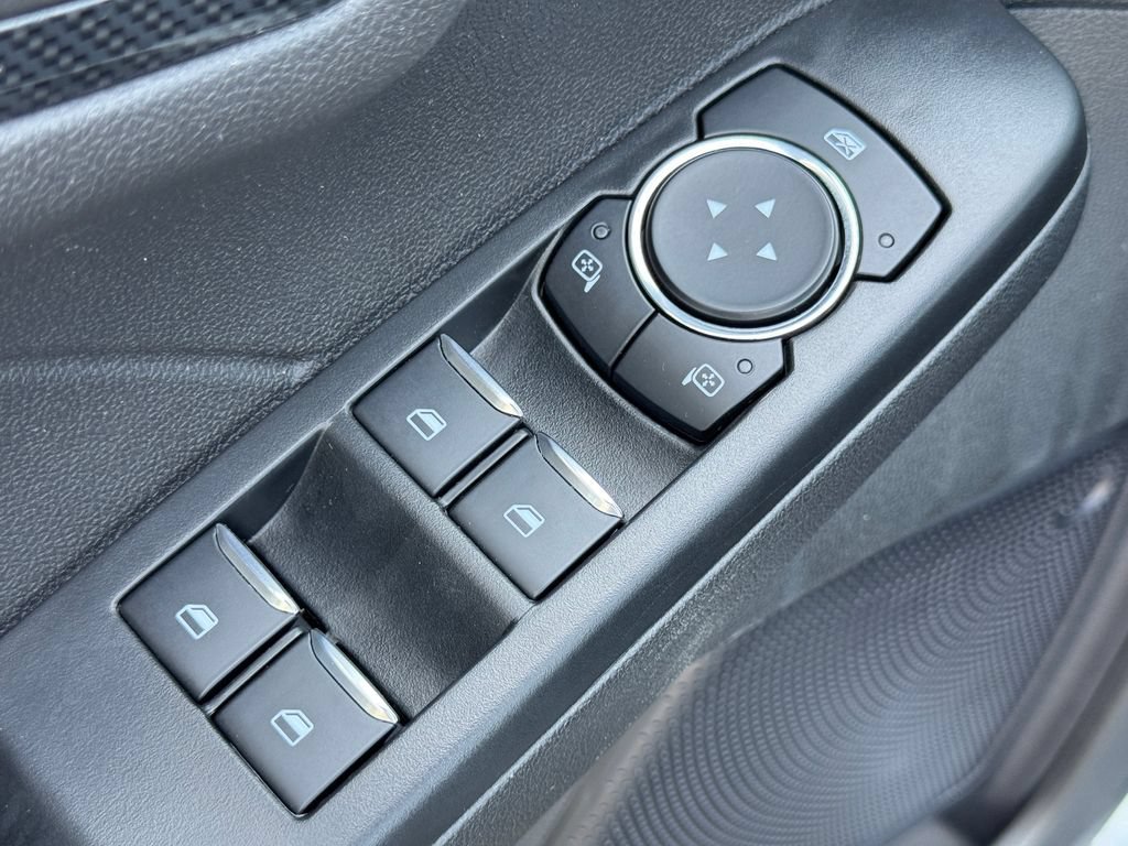 Used 2024 Ford Escape ST-Line w/ Tech Pack #1 FWD image 19