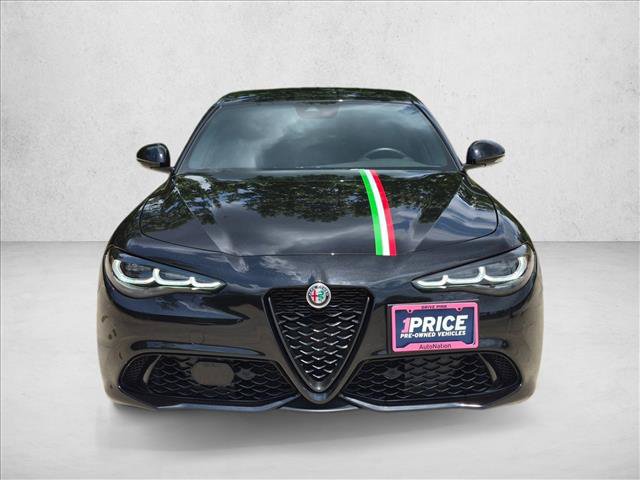 Used 2024 Alfa Romeo Giulia Sprint RWD image 2