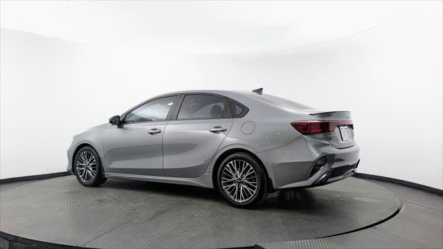 Used 2022 Kia Forte GT-Line w/ GT-Line Premium Package FWD image 6