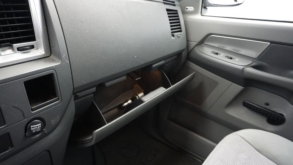 Used 2008 Dodge Ram 1500 Truck SLT w/ Popular Equipment Group image 41