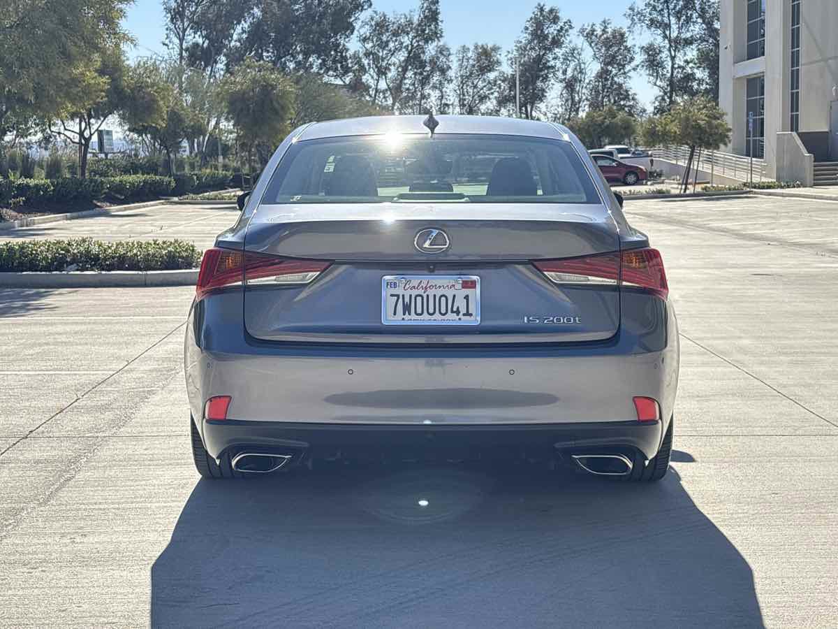 Used 2017 Lexus IS 200t w/ Navigation System Package RWD image 4