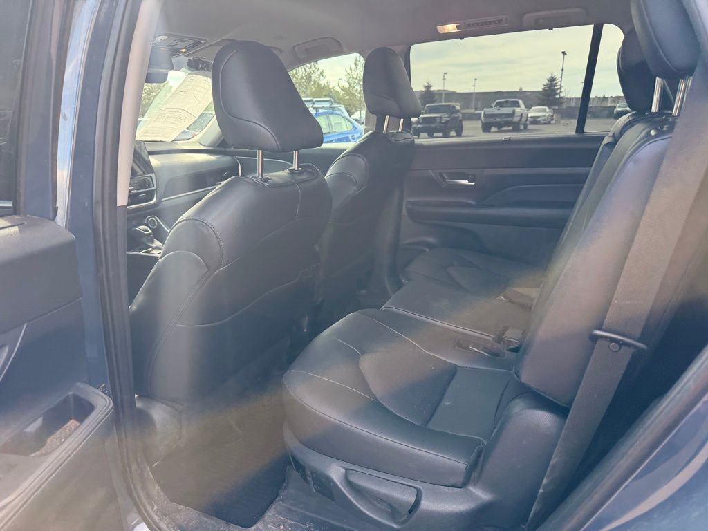 Used 2024 Toyota Grand Highlander XLE image 17