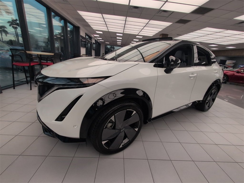 New 2025 Nissan Ariya Platinum image 4