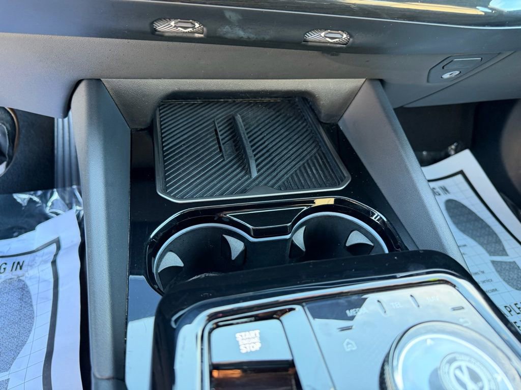 Used 2024 BMW 530i image 26