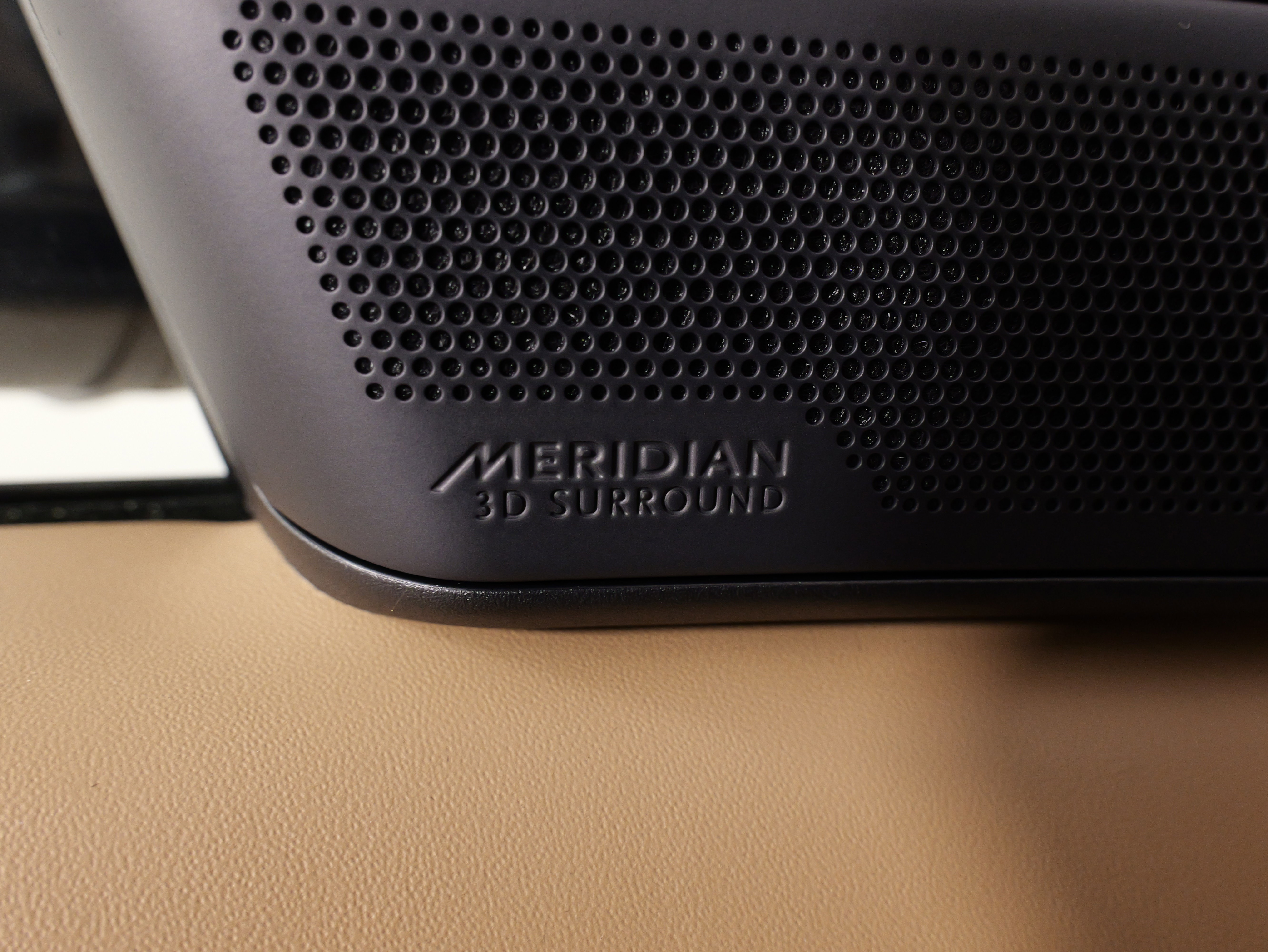 Used 2025 Land Rover Range Rover Sport SE image 25