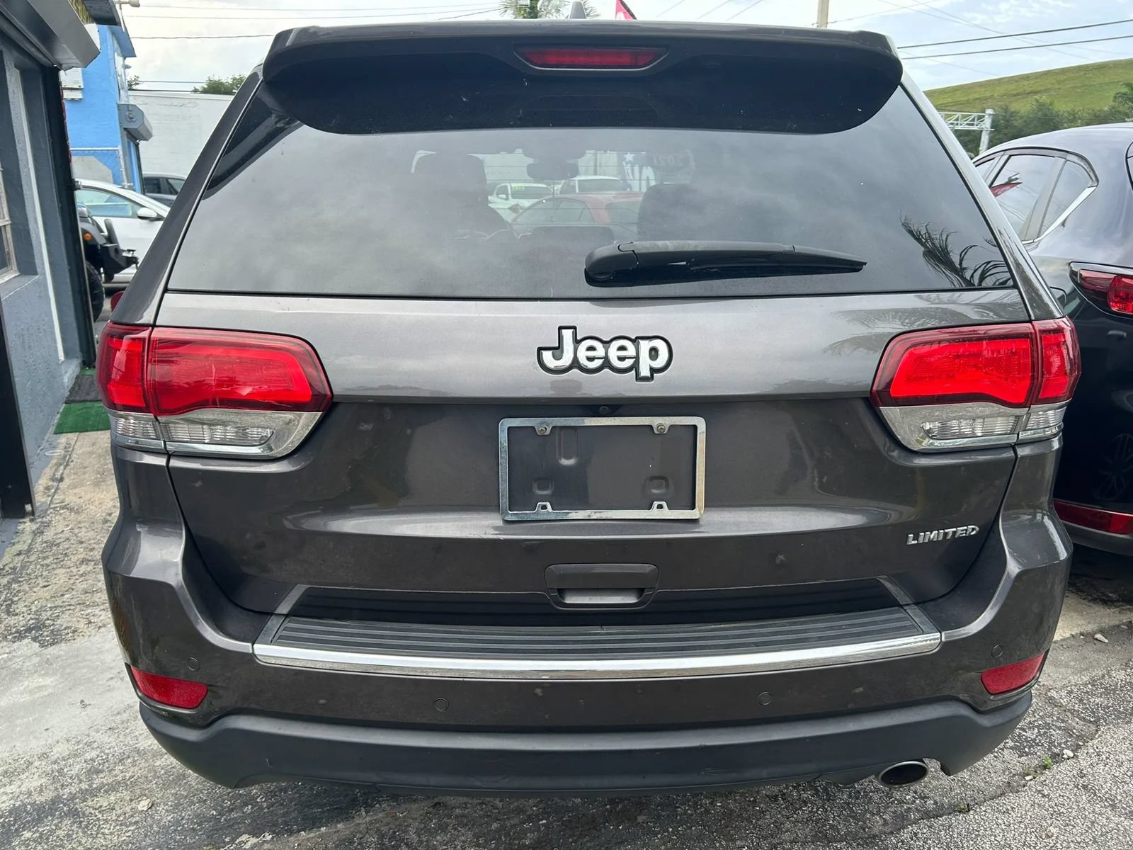 Used 2020 Jeep Grand Cherokee Limited w/ Luxury Group II RWD image 10
