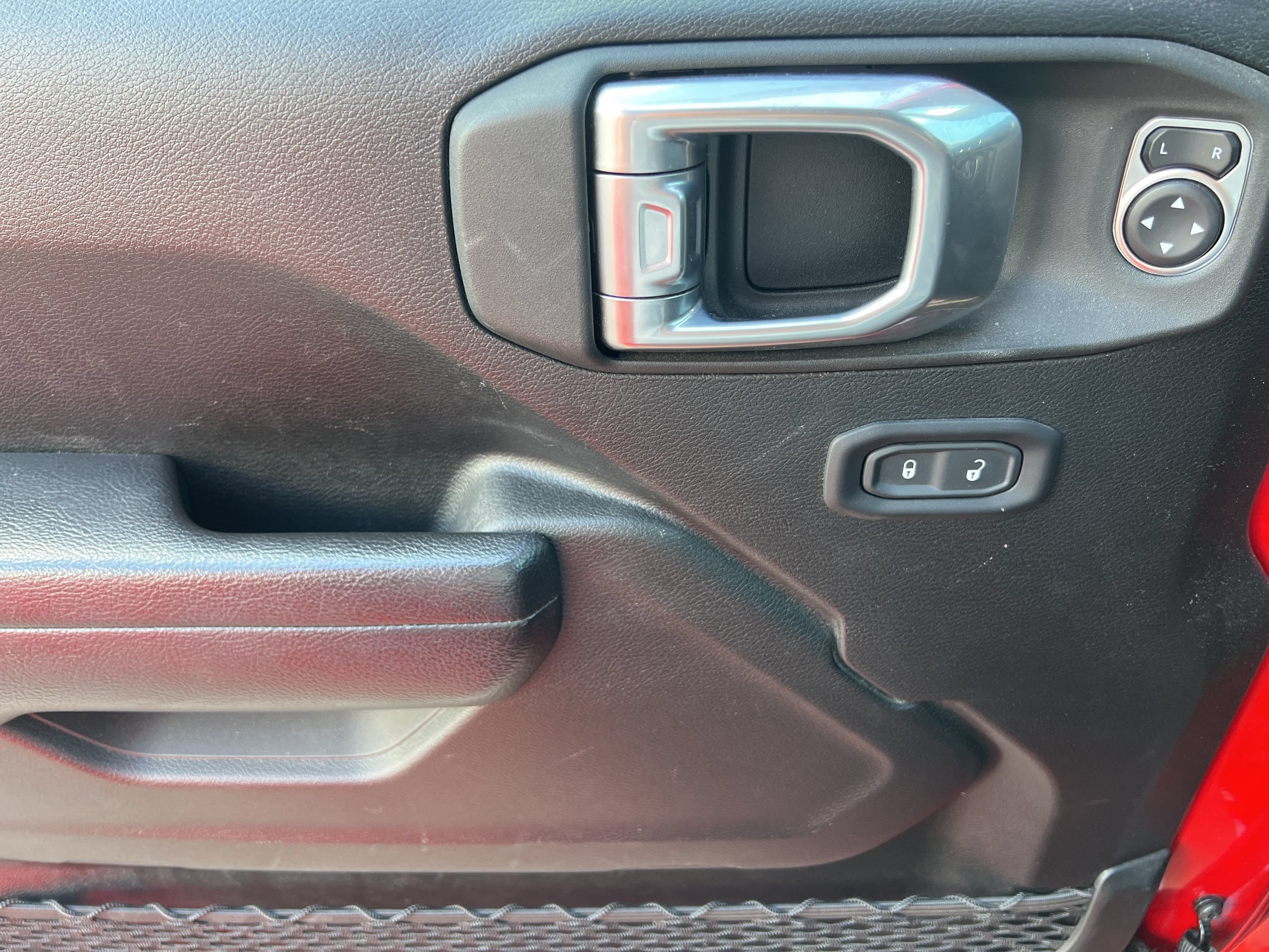 Used 2022 Jeep Gladiator Sport AWD/4WD image 17