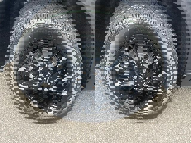 New 2026 Chevrolet Traverse LT w/ Midnight/Sport Edition image 9