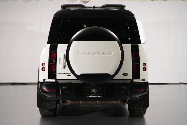 Used 2023 Land Rover Defender 130 X-Dynamic SE AWD/4WD image 14
