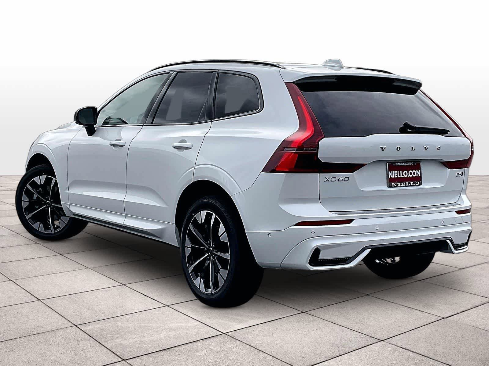 New 2026 Volvo XC60 B5 Plus w/ Protection Package Premier AWD/4WD image 3