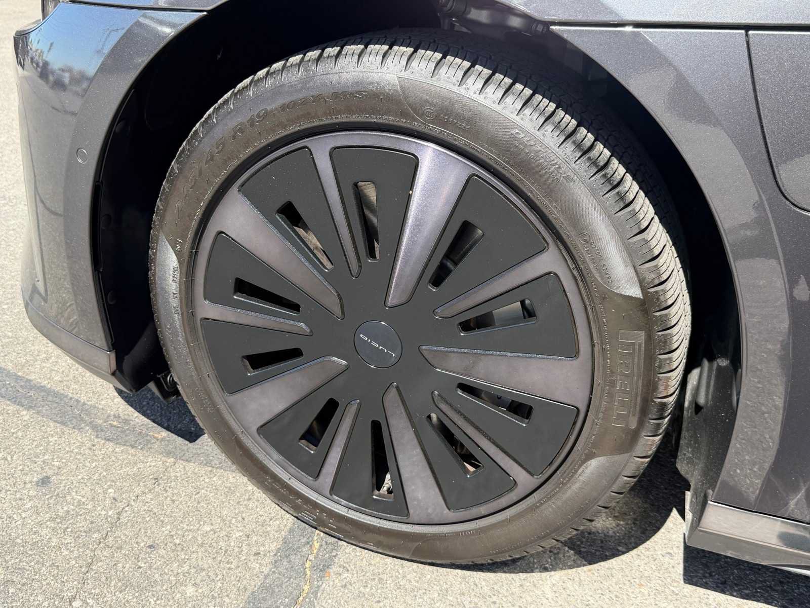 Used 2025 Lucid Air Touring AWD/4WD image 34