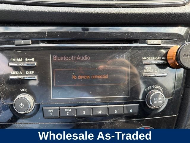 Used 2017 Nissan Rogue S AWD/4WD image 8