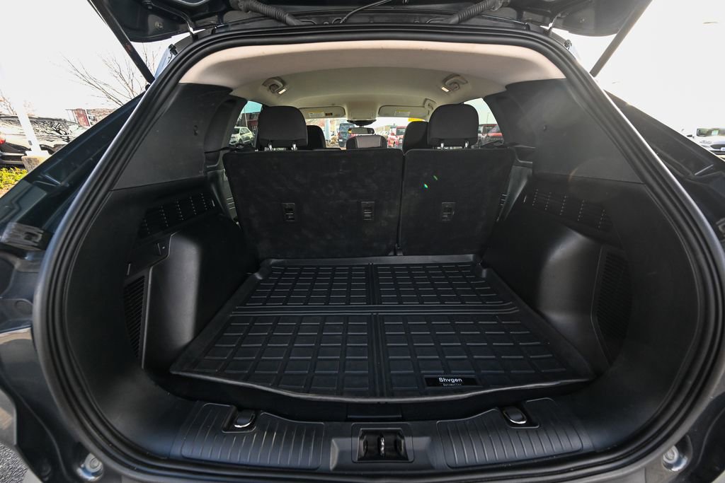 Certified 2022 Ford Escape SE w/ SE Sport Appearance Package AWD/4WD image 16