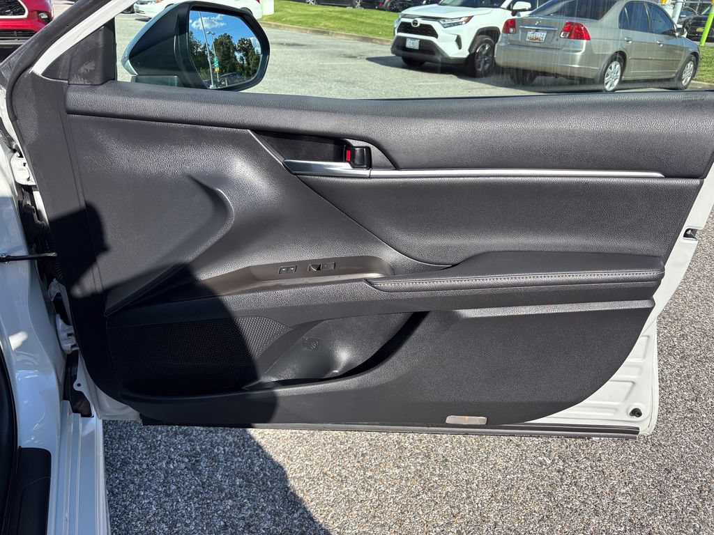 Used 2024 Toyota Camry XSE FWD image 39