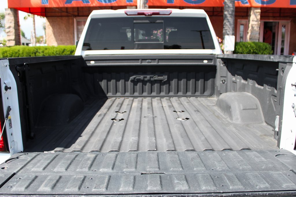 Used 2020 GMC Sierra 2500 AT4 image 9