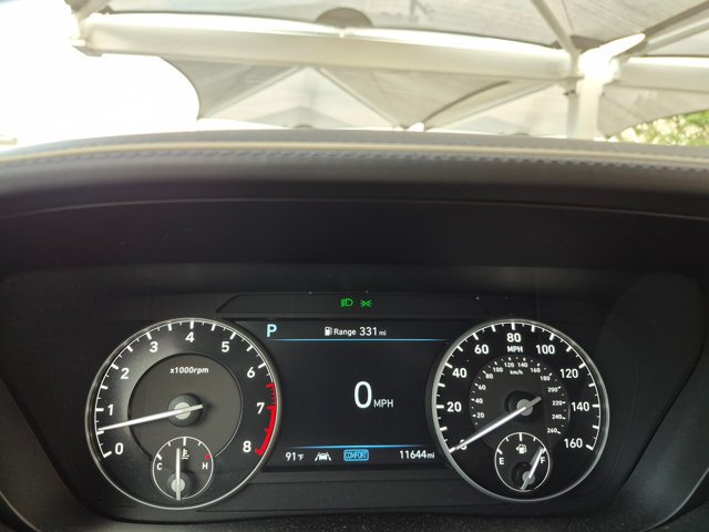 Used 2020 Genesis G90 5.0 Ultimate AWD/4WD image 9